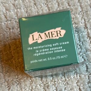La Mer Moisturizing Soft Cream - Teal Box